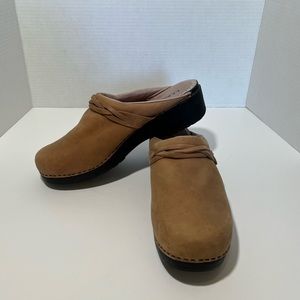 L.L. Bean Leather Clog size 44